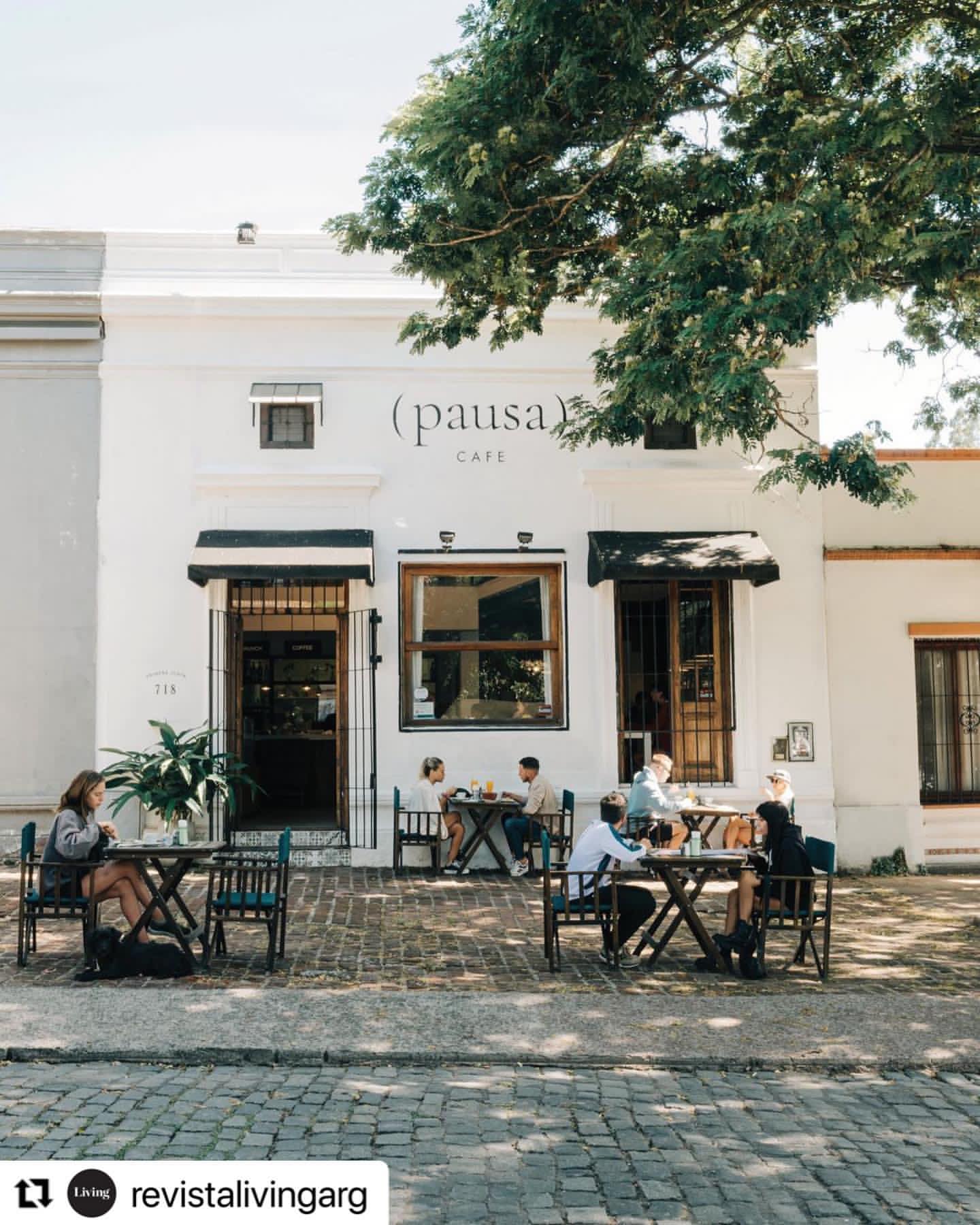 Fachada de Pausa Café